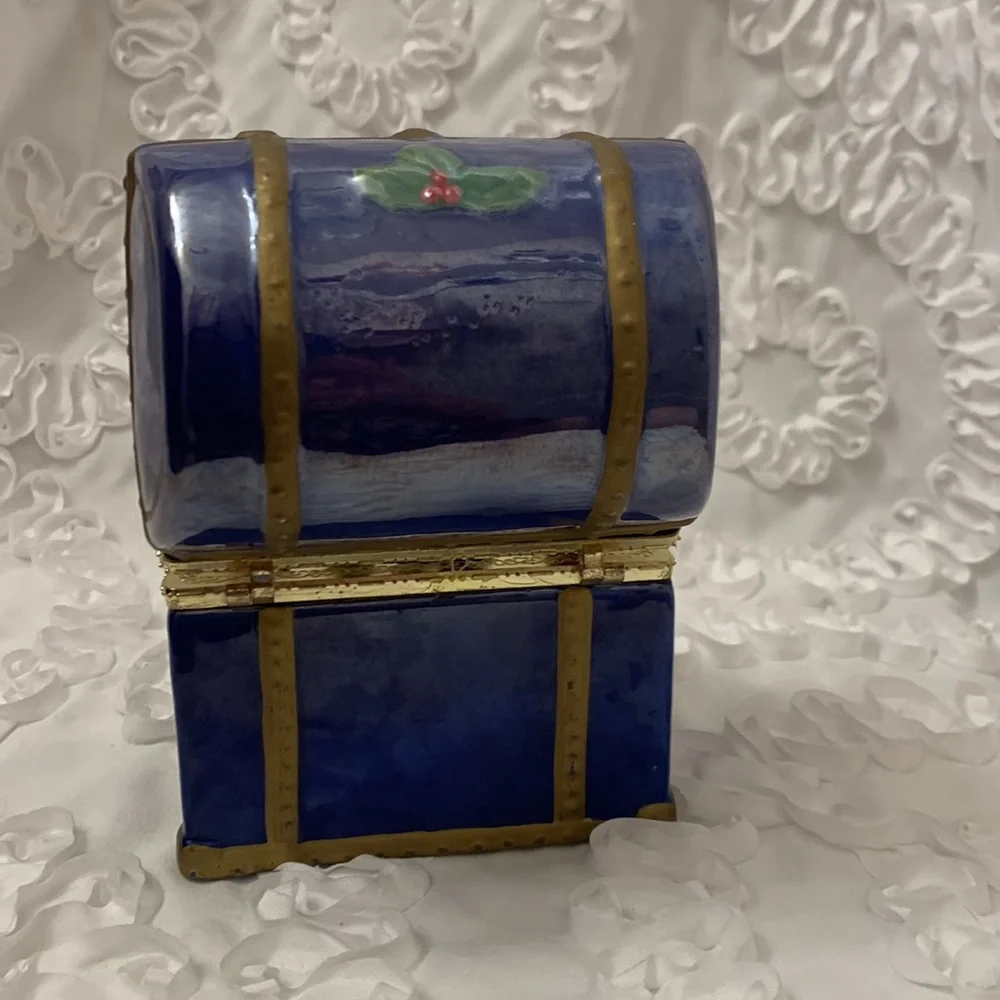 Mr. Christmas Music Box 12 Days of Christmas Hand Painted Porcelain Animated